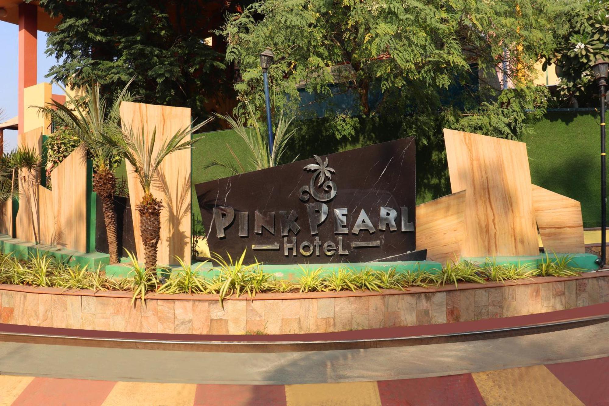 Pink Pearl Hotel Jaipur Exterior photo